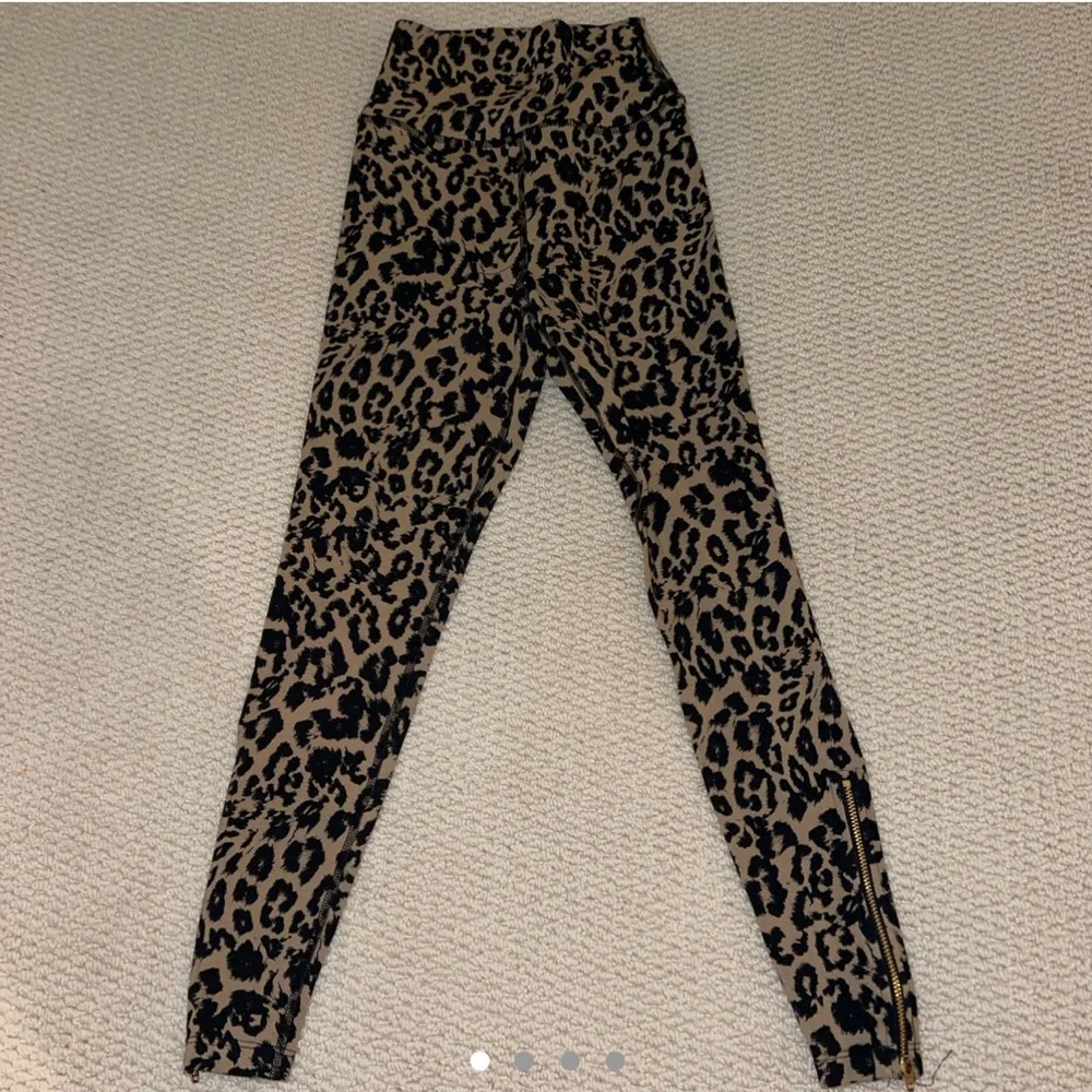 LNA leopard leggings - Picture 4 of 5